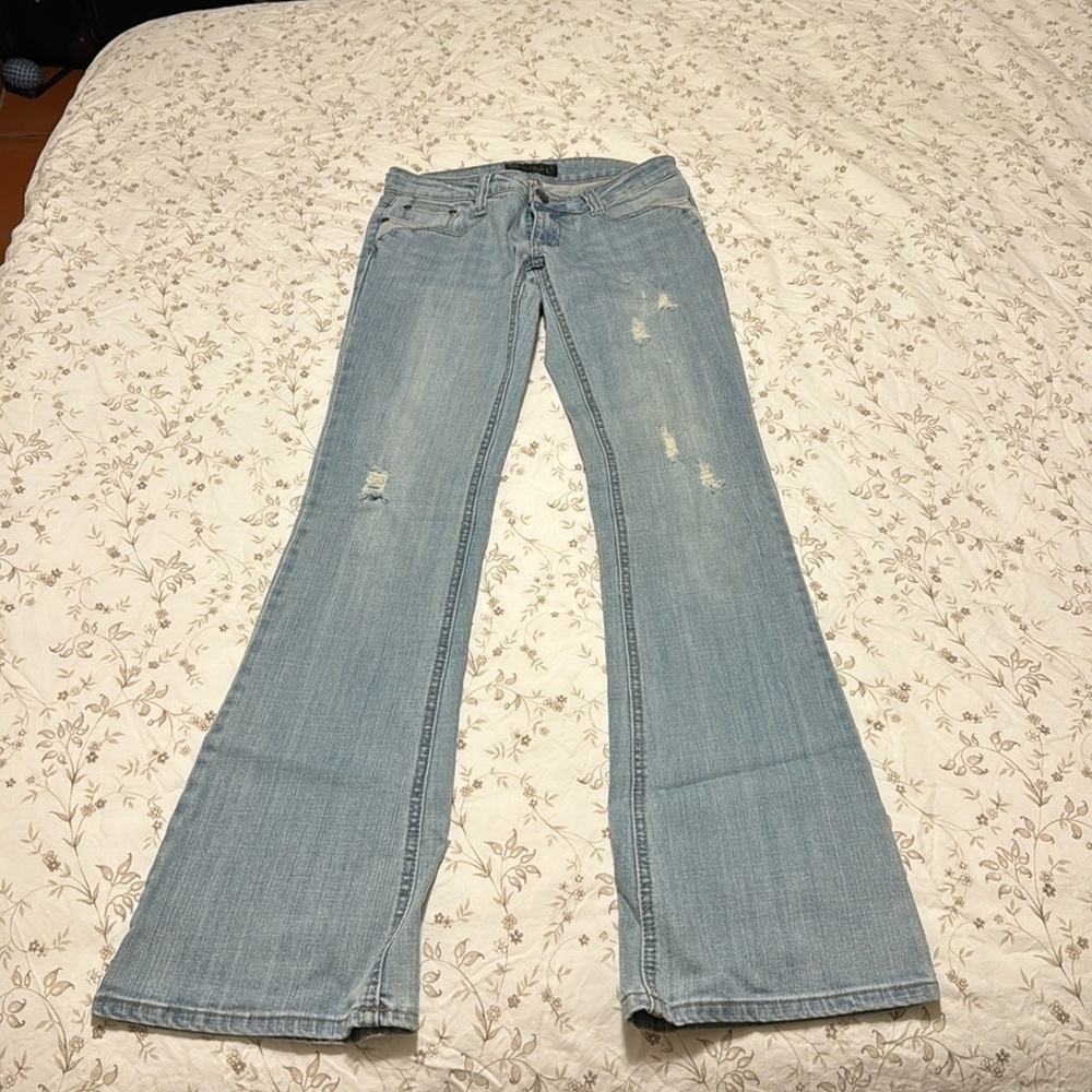 Boot cut jeans